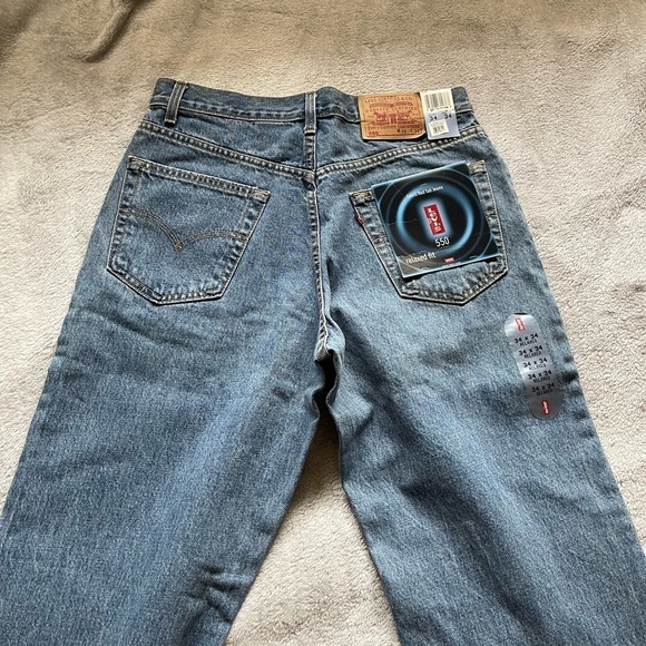 Vintage NWT Levi’s 550 Jeans - Picture 4 of 10